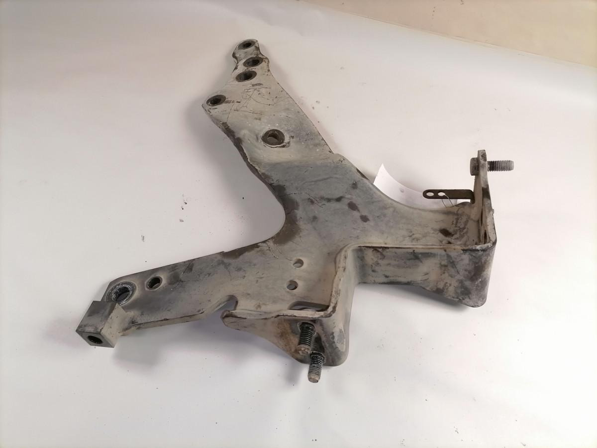 Scania Front bumper carrier 1802161 - Parachoques para Camión: foto 3 Scania Front bumper carrier 1802161 - Parachoques para Camión: foto 3