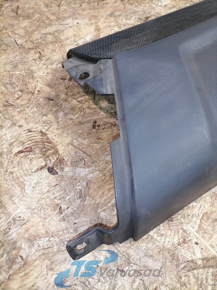 Scania Front bumper cover plastic 1865181 - Aerodinámica/ Spoiler para Camión: foto 3 Scania Front bumper cover plastic 1865181 - Aerodinámica/ Spoiler para Camión: foto 3