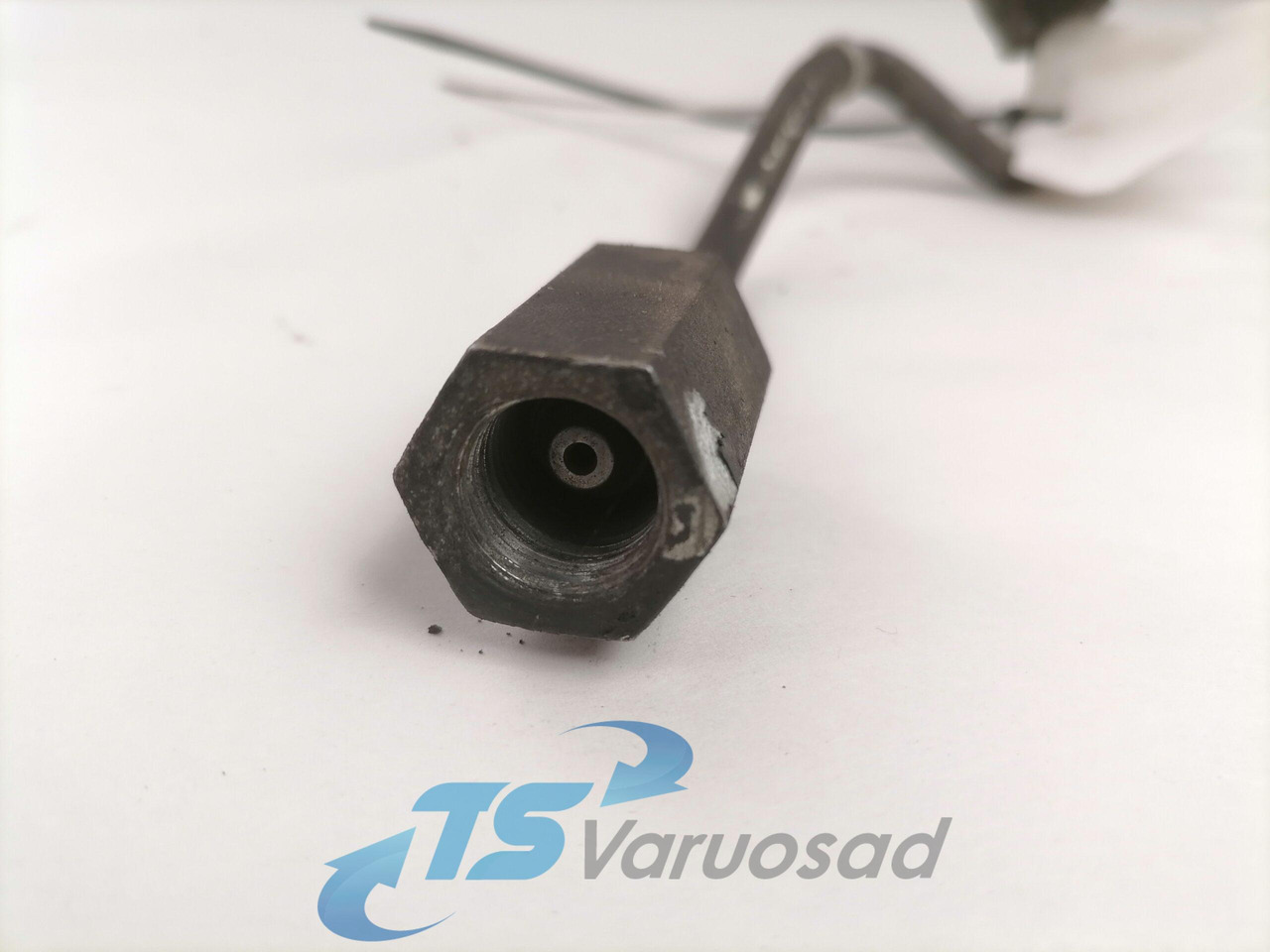 Scania Fuel pipe 1860539 - Procesamiento de combustible para Camión: foto 3 Scania Fuel pipe 1860539 - Procesamiento de combustible para Camión: foto 3