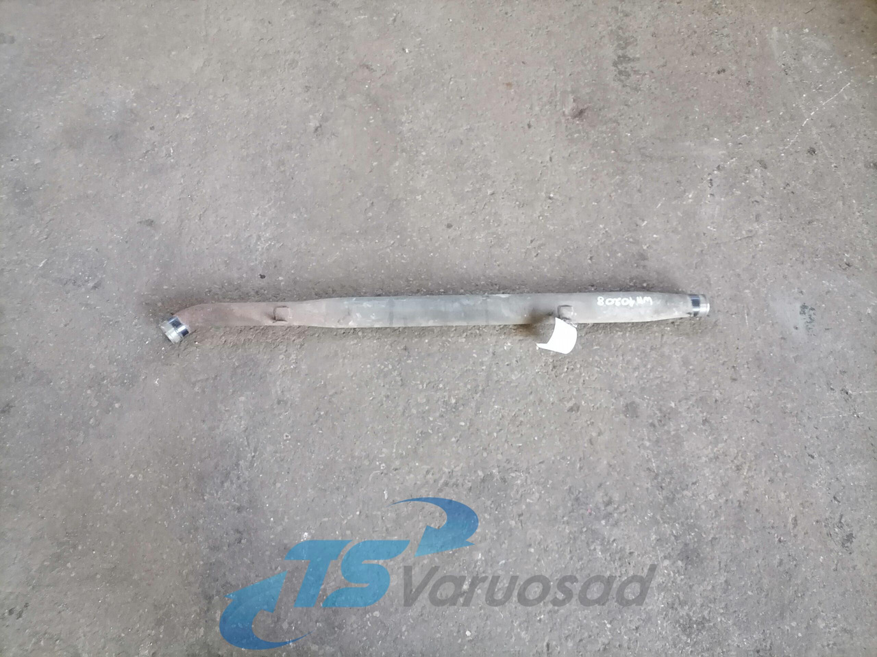Scania Jahutusvedeliku toru, retarder 1370485 - Sistema de refrigeración para Camión: foto 1 Scania Jahutusvedeliku toru, retarder 1370485 - Sistema de refrigeración para Camión: foto 1