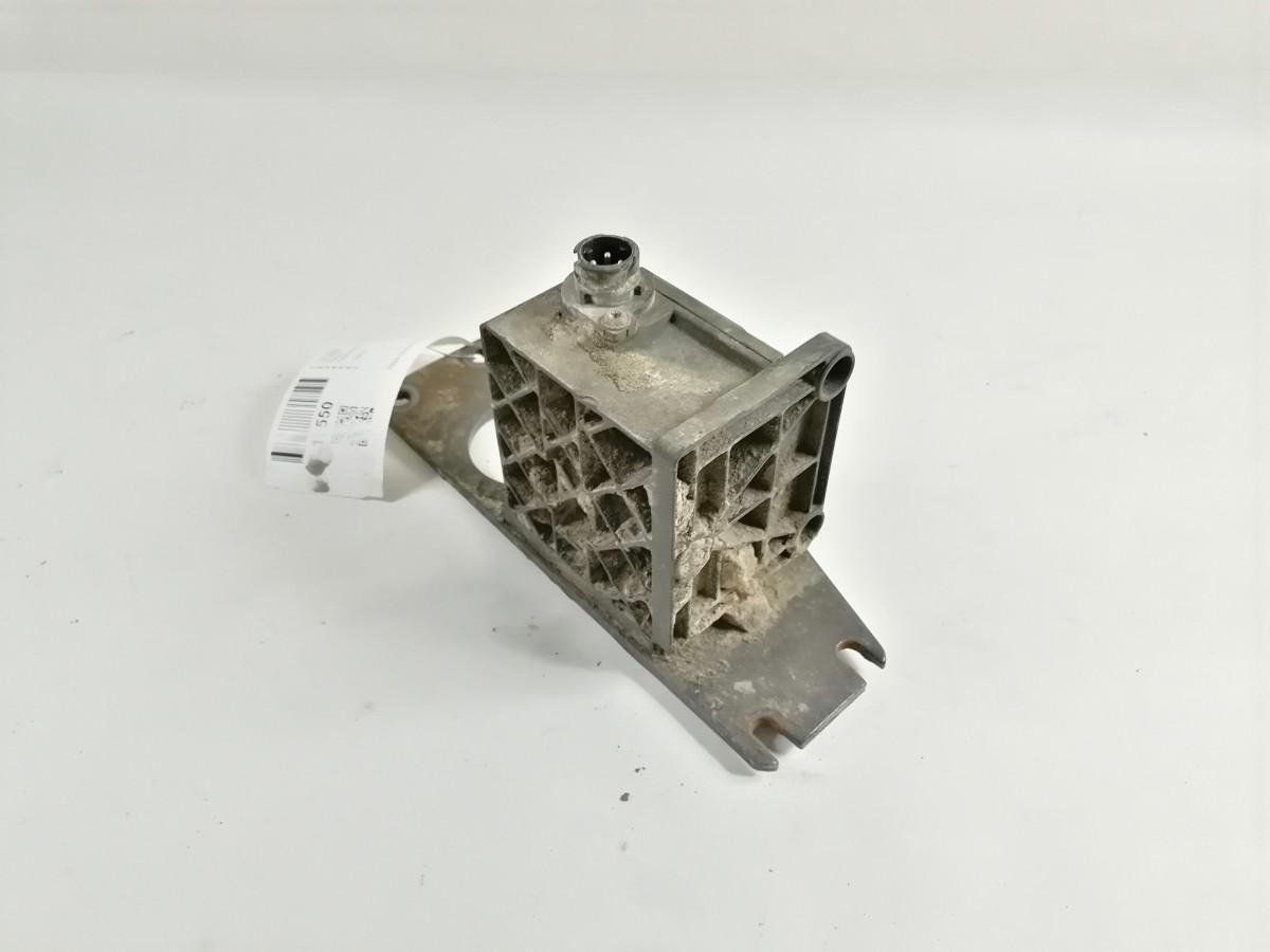 Scania Juhtplokk 0265005271 - Unidad de control para Camión: foto 3 Scania Juhtplokk 0265005271 - Unidad de control para Camión: foto 3