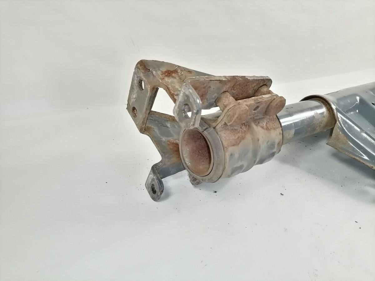 Scania Mudguard bracket 2800402 - Pieza universal para Camión: foto 3 Scania Mudguard bracket 2800402 - Pieza universal para Camión: foto 3