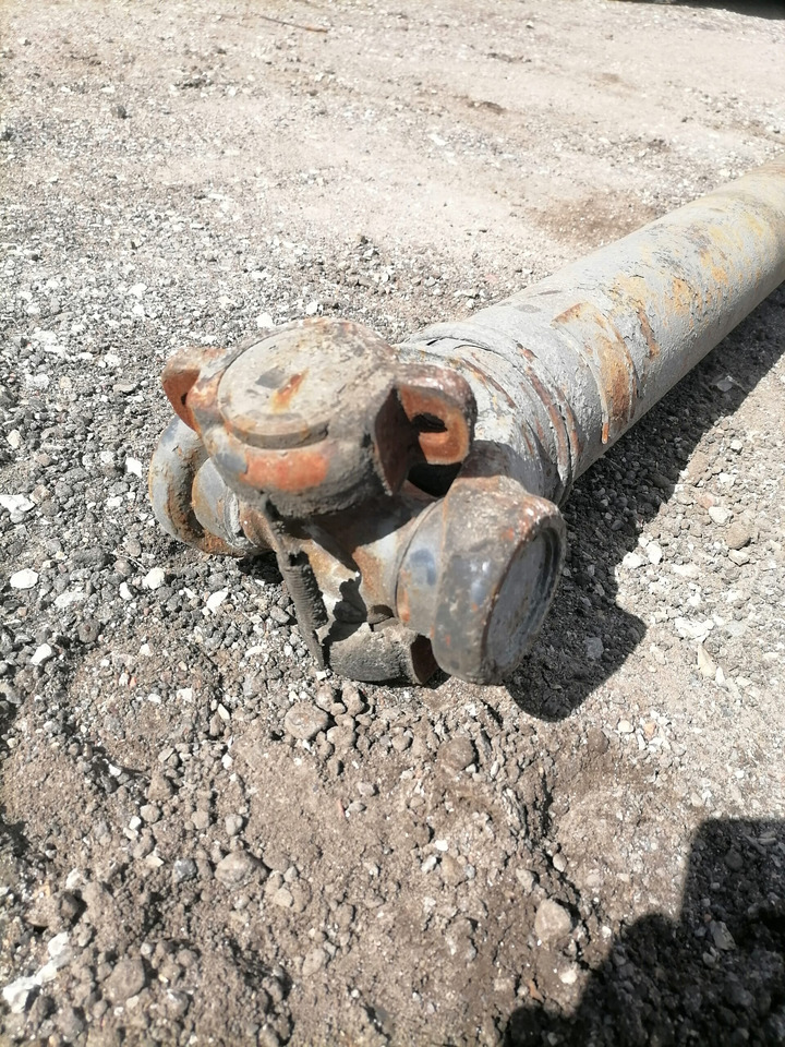Scania Propeller shaft 1758615 - Árbol de transmisión para Camión: foto 3 Scania Propeller shaft 1758615 - Árbol de transmisión para Camión: foto 3