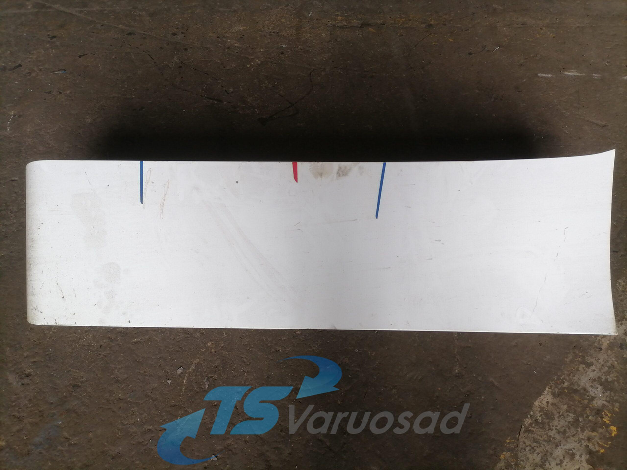 Scania Scania kabiini tuulesuunaja, vasak külg 1532460 - Aerodinámica/ Spoiler para Camión: foto 1 Scania Scania kabiini tuulesuunaja, vasak külg 1532460 - Aerodinámica/ Spoiler para Camión: foto 1