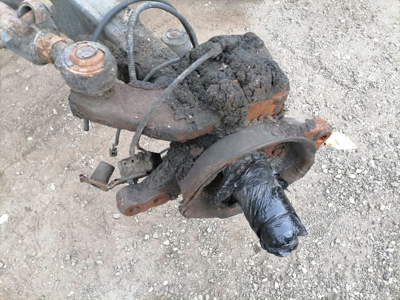 Scania Steering knuckle 1895928 - Eje y piezas para Camión: foto 1 Scania Steering knuckle 1895928 - Eje y piezas para Camión: foto 1