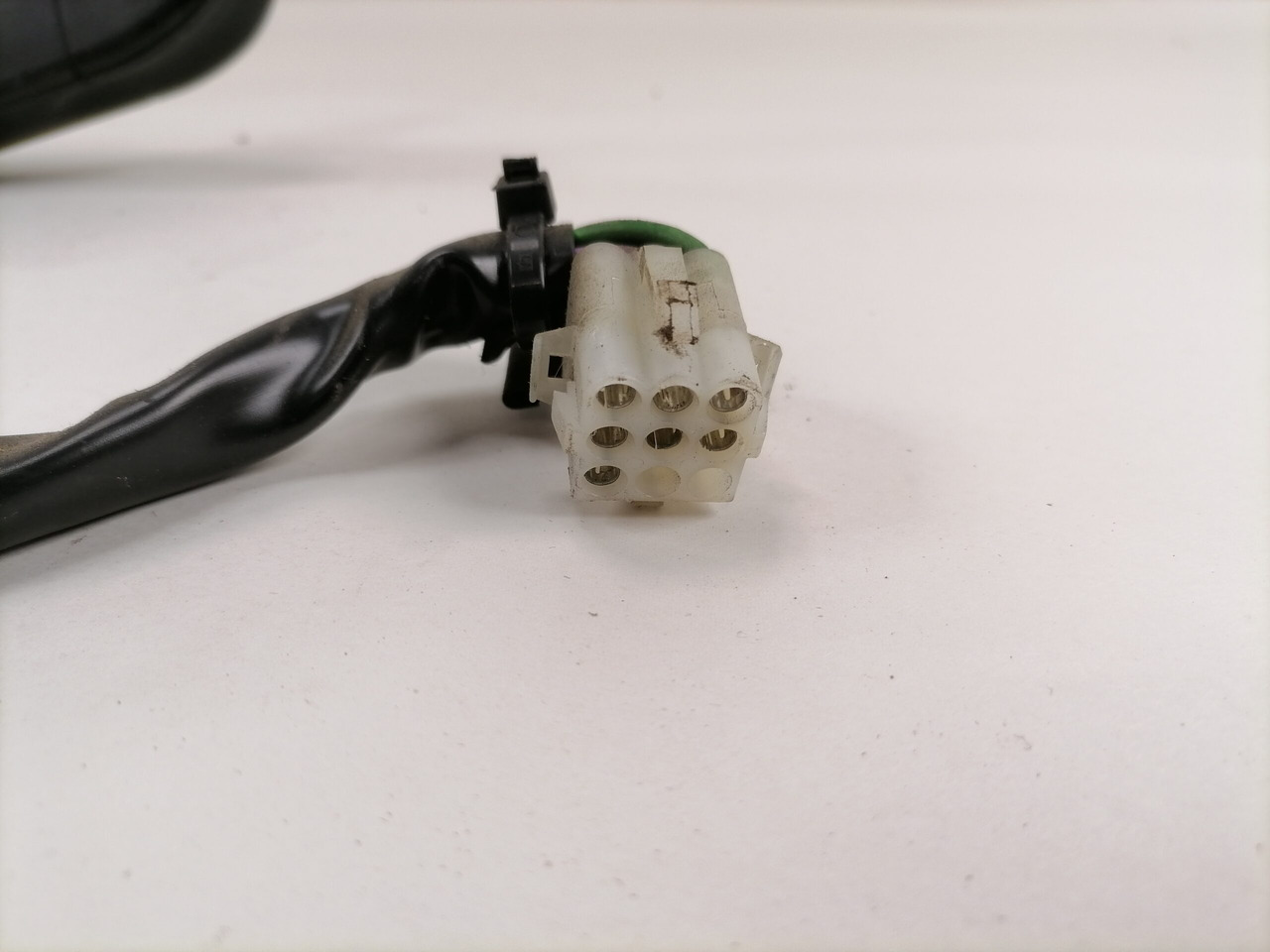 Scania Switch, wipers 1402450 - Sistema eléctrico para Camión: foto 2 Scania Switch, wipers 1402450 - Sistema eléctrico para Camión: foto 2