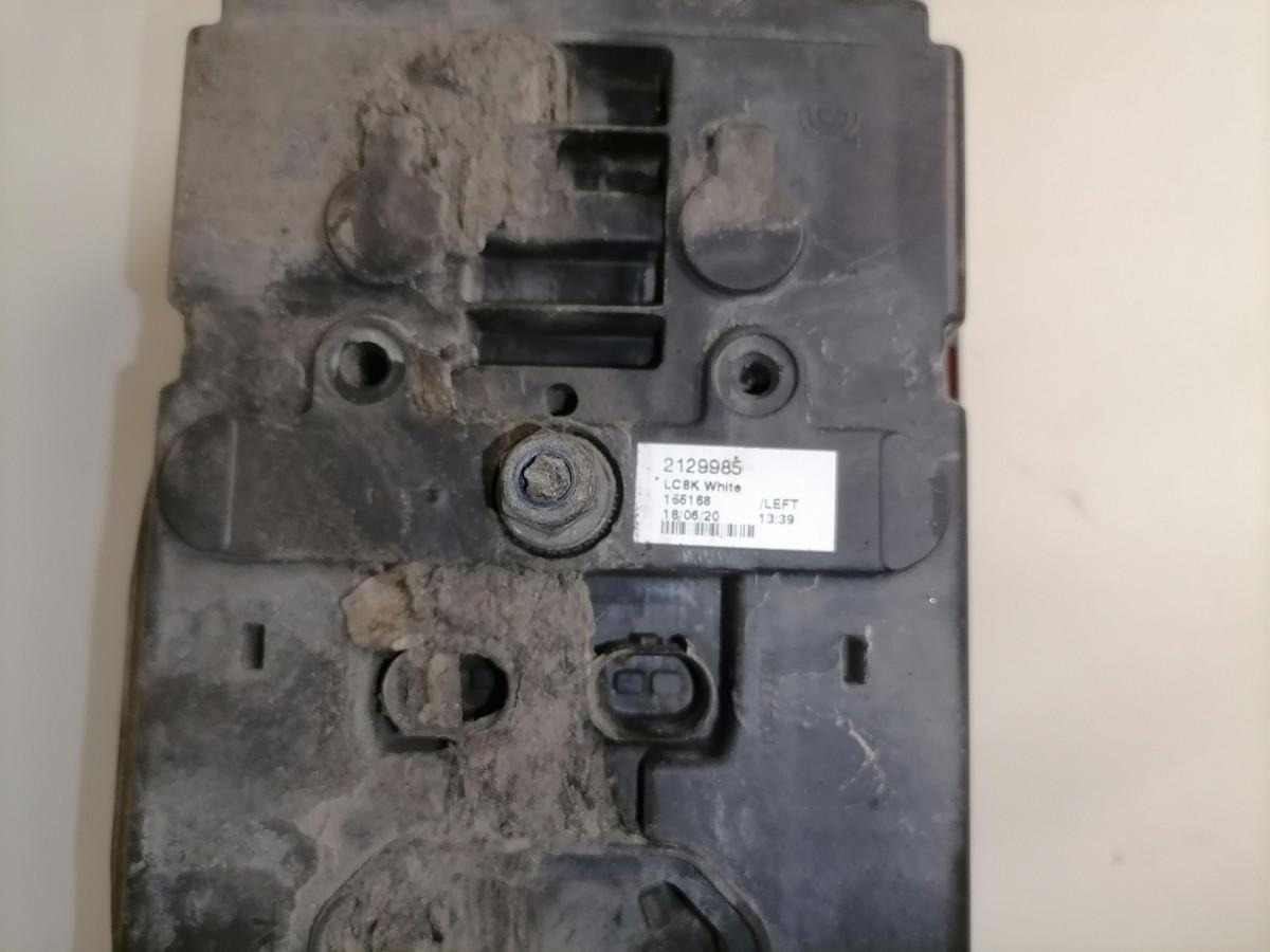 Scania Tagatuli, vasak 2129985 - Luz trasera para Camión: foto 4 Scania Tagatuli, vasak 2129985 - Luz trasera para Camión: foto 4