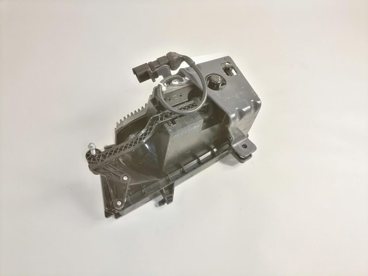 Scania Udutuli, parem 2760425 - Luz/ Iluminación para Camión: foto 4 Scania Udutuli, parem 2760425 - Luz/ Iluminación para Camión: foto 4