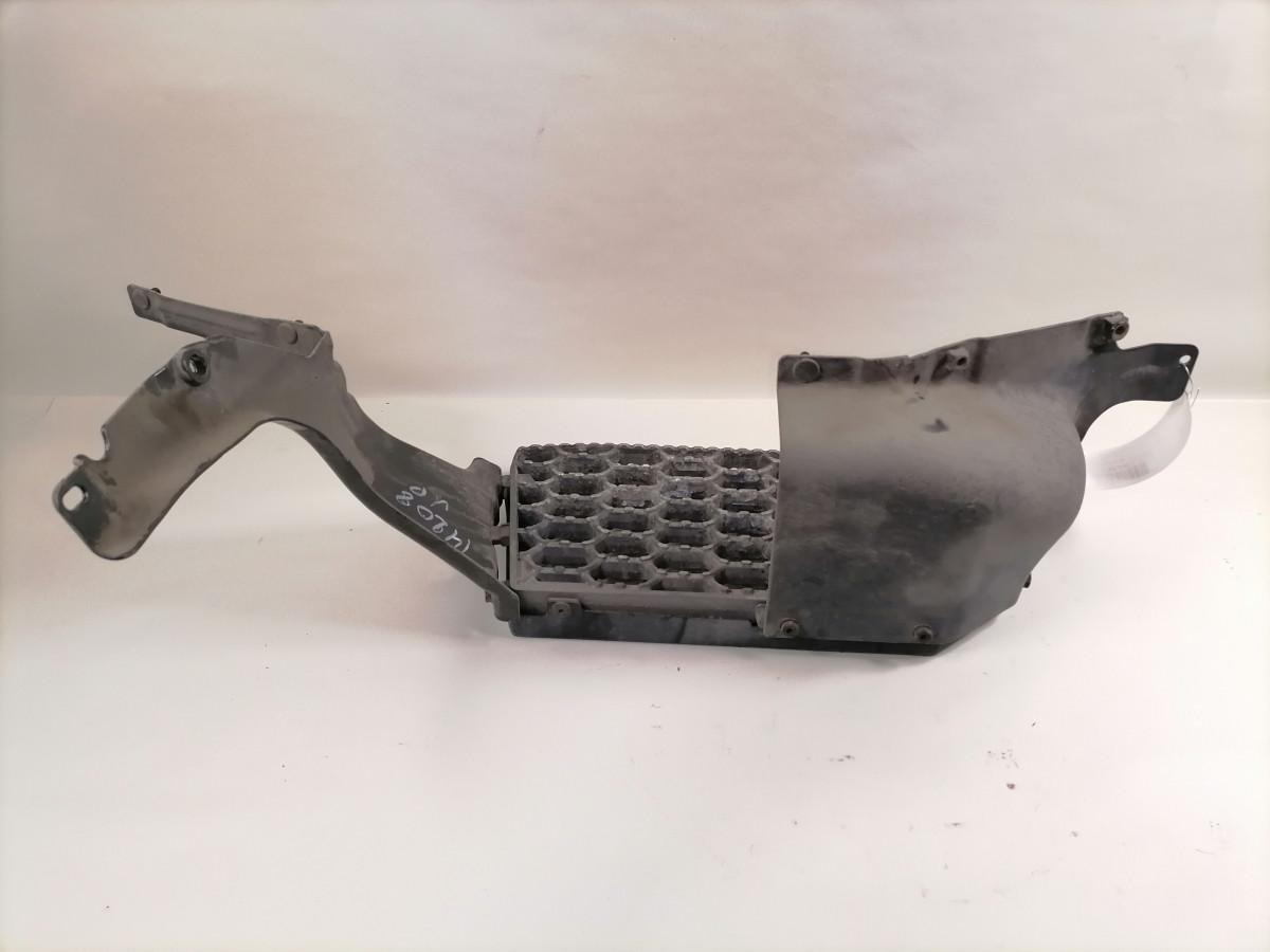 Scania Ülemine astmelaud, vasak 2418455 - Peldaño para Camión: foto 3 Scania Ülemine astmelaud, vasak 2418455 - Peldaño para Camión: foto 3