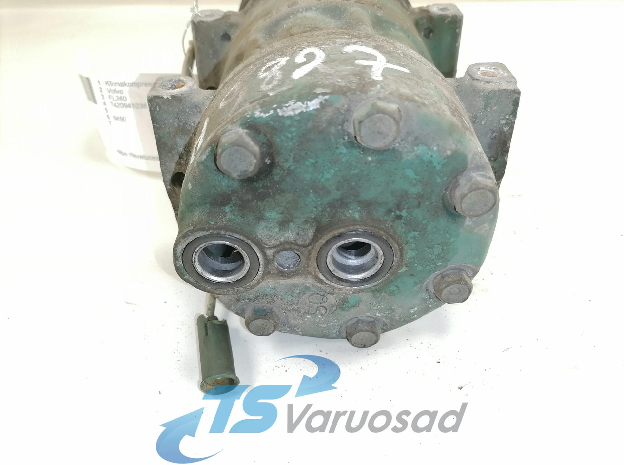 Volvo A/C compressor 7420941036 - Calefacción/ Ventilación para Camión: foto 4 Volvo A/C compressor 7420941036 - Calefacción/ Ventilación para Camión: foto 4