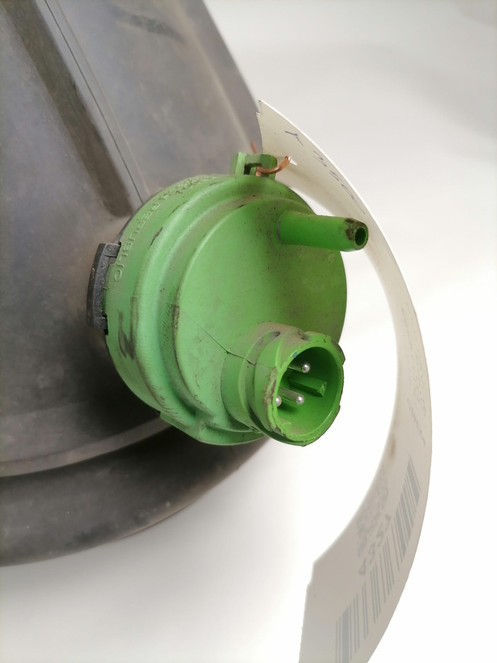 Volvo Air intake 21115482 - Sistema de admisión de aire para Camión: foto 3 Volvo Air intake 21115482 - Sistema de admisión de aire para Camión: foto 3