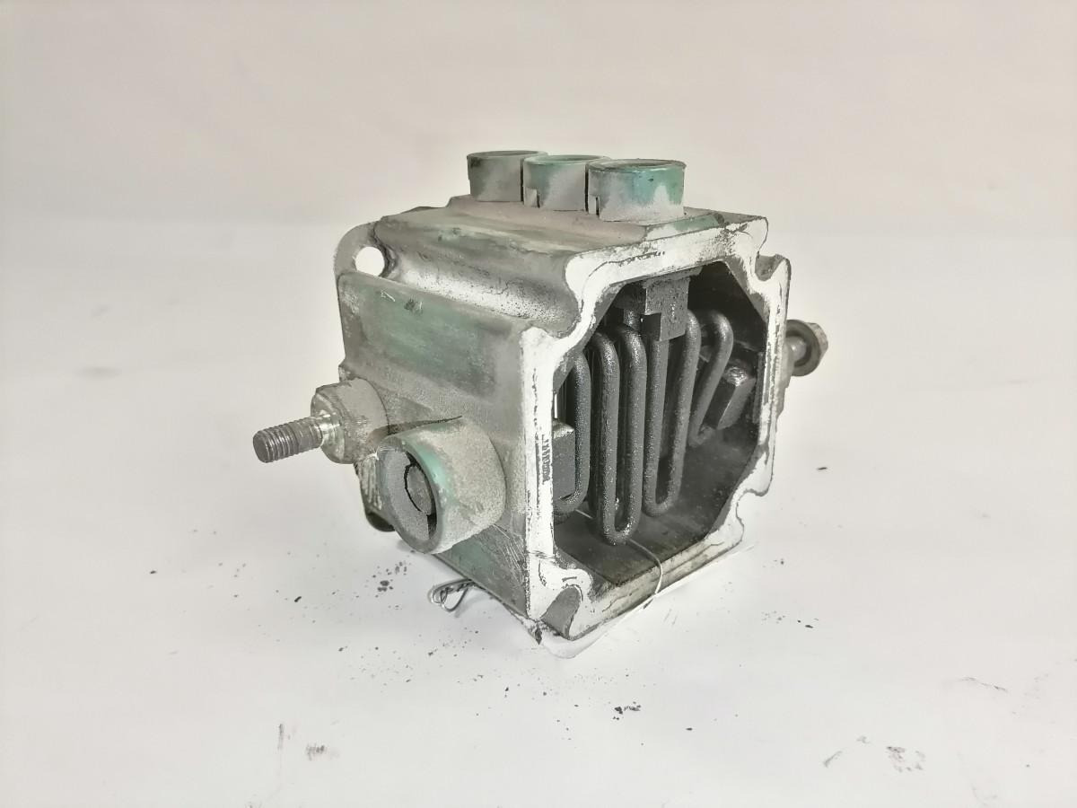 Volvo Eelsüüte plokk 22121574 - Colector de admisión para Camión: foto 4 Volvo Eelsüüte plokk 22121574 - Colector de admisión para Camión: foto 4