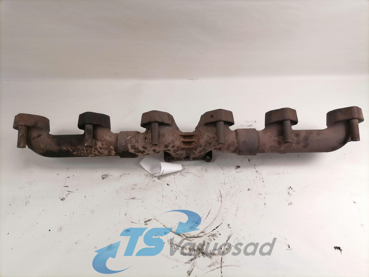 Volvo Exhaust mainfold 20508112 - Colector de escape para Camión: foto 2 Volvo Exhaust mainfold 20508112 - Colector de escape para Camión: foto 2