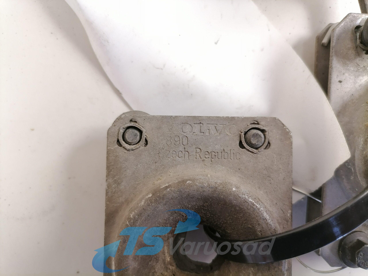Volvo Iluvõre lukk 20425414 - Parrilla para Camión: foto 4 Volvo Iluvõre lukk 20425414 - Parrilla para Camión: foto 4