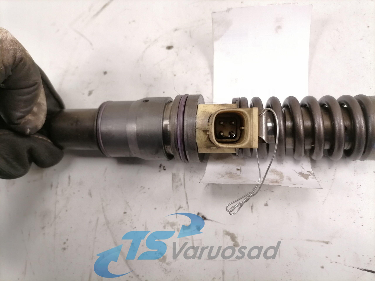 Volvo Injector 85003950 - Bomba de combustible para Camión: foto 2 Volvo Injector 85003950 - Bomba de combustible para Camión: foto 2