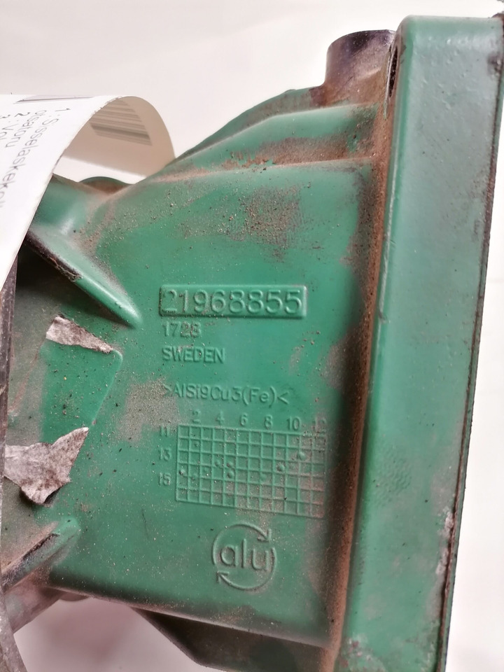 Volvo Intake manifold 21968855 - Colector de admisión para Camión: foto 2 Volvo Intake manifold 21968855 - Colector de admisión para Camión: foto 2