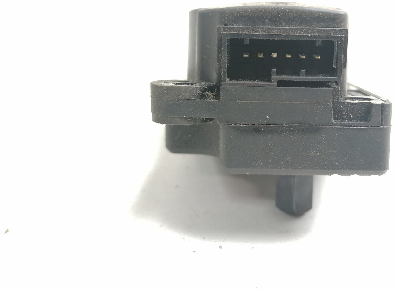 Volvo Interior heating damper position regulator 20443812 - Pieza universal para Camión: foto 2 Volvo Interior heating damper position regulator 20443812 - Pieza universal para Camión: foto 2