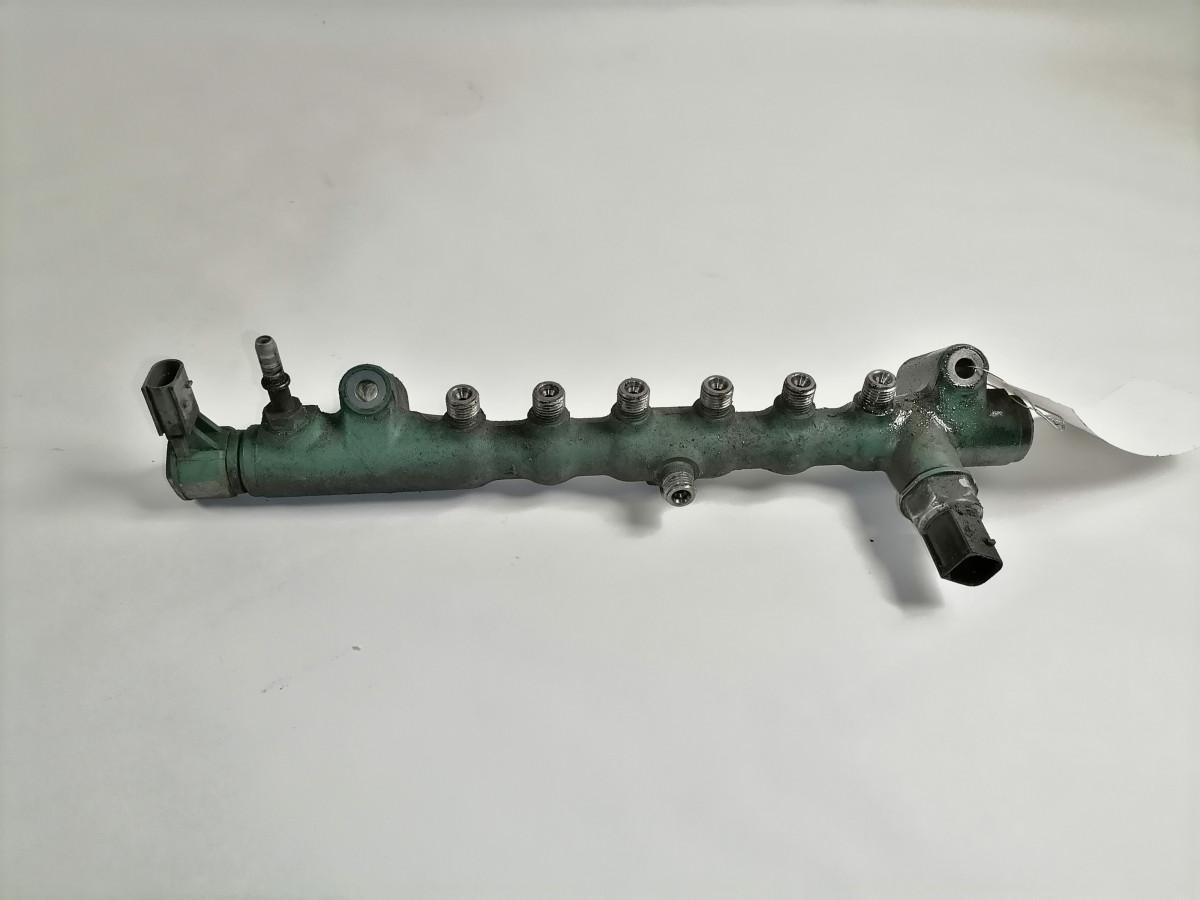 Volvo Kütuselatt 21675446 - Procesamiento de combustible para Camión: foto 2 Volvo Kütuselatt 21675446 - Procesamiento de combustible para Camión: foto 2