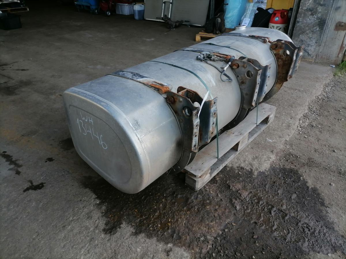 Volvo Kütusepaak 625L 20504495 - Depósito de combustible para Camión: foto 4 Volvo Kütusepaak 625L 20504495 - Depósito de combustible para Camión: foto 4