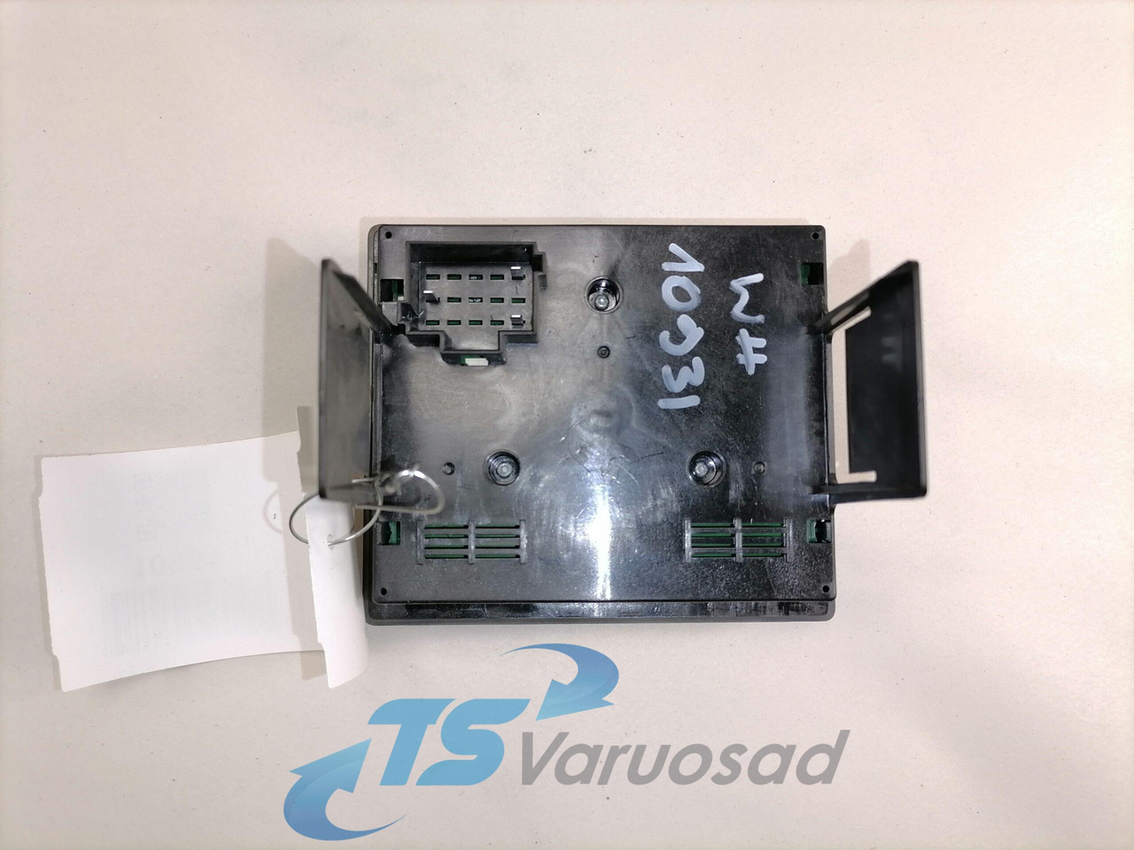 Volvo Lüliti, salongi valgustus 22049578 - Cabina para Camión: foto 2 Volvo Lüliti, salongi valgustus 22049578 - Cabina para Camión: foto 2