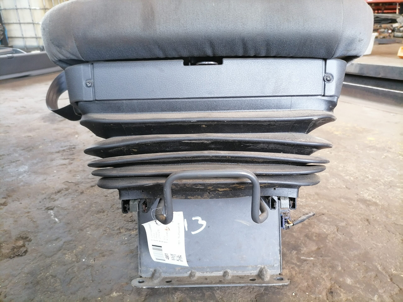 Volvo Passenger seat 20591478 - Asiento para Camión: foto 4 Volvo Passenger seat 20591478 - Asiento para Camión: foto 4