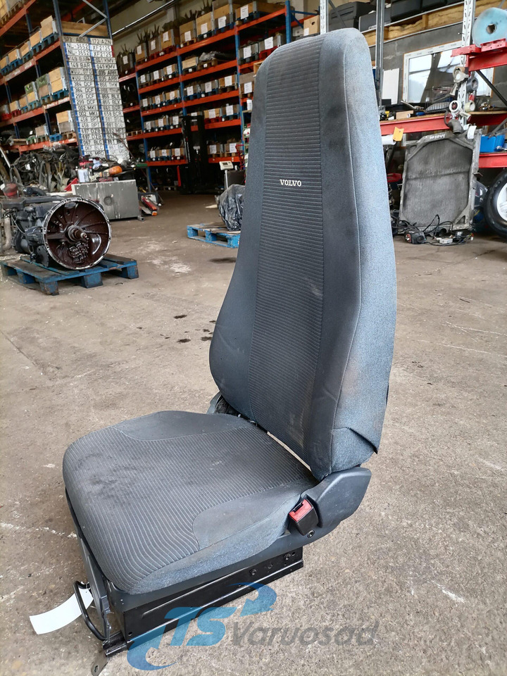 Volvo Passenger seat 7420862569 - Asiento para Camión: foto 3 Volvo Passenger seat 7420862569 - Asiento para Camión: foto 3