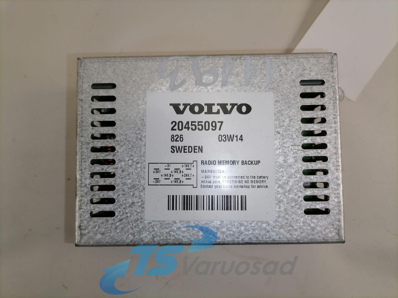 Volvo Radio Memory Backup 20455097 - Unidad de control para Camión: foto 2 Volvo Radio Memory Backup 20455097 - Unidad de control para Camión: foto 2
