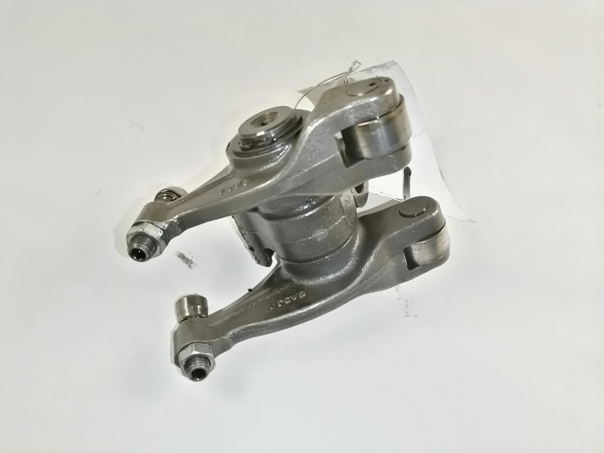 Volvo Set of rockers with shaft 21796360 - Pieza universal para Camión: foto 4 Volvo Set of rockers with shaft 21796360 - Pieza universal para Camión: foto 4