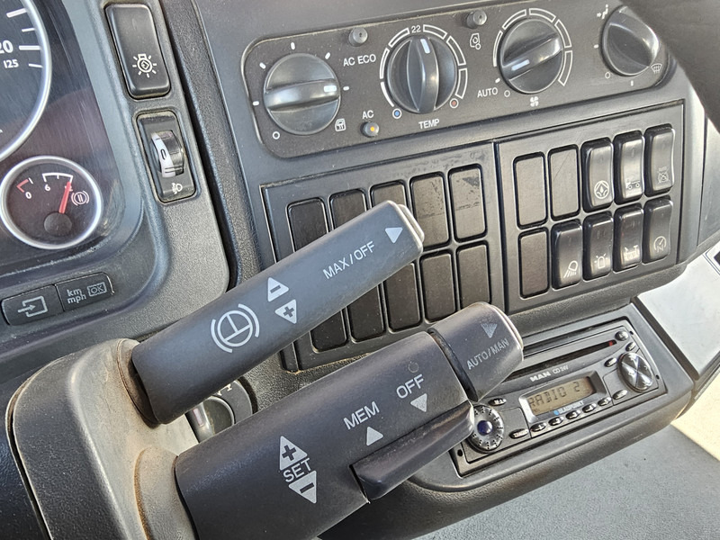 Cabeza tractora MAN TGA 26.440 / TIPPER - TRACTOR COMBI /6x4 / SPRING / BIG AXLE: foto 15 Cabeza tractora MAN TGA 26.440 / TIPPER - TRACTOR COMBI /6x4 / SPRING / BIG AXLE: foto 15