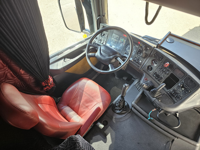 Cabeza tractora Scania R164.580 V8 / MANUAL / RETARDER / TOPLINE: foto 11 Cabeza tractora Scania R164.580 V8 / MANUAL / RETARDER / TOPLINE: foto 11