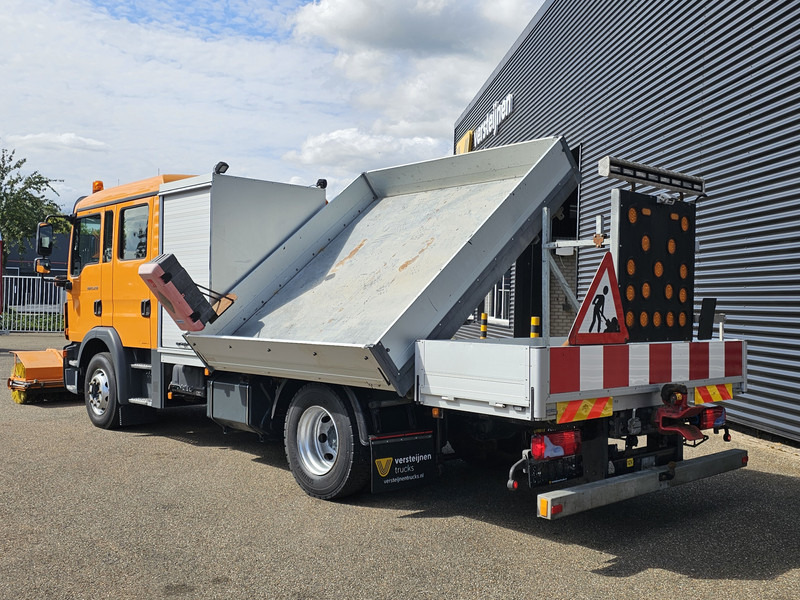 MAN TGM 15.240 BL / TIPPER / DOKA / VEEG / SWEEPER - Camión volquete: foto 4 MAN TGM 15.240 BL / TIPPER / DOKA / VEEG / SWEEPER - Camión volquete: foto 4