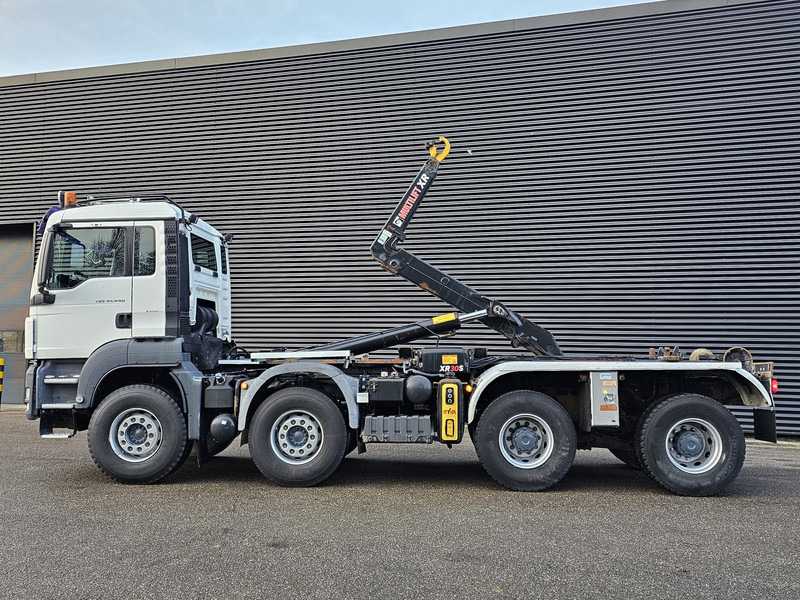 MAN TGS 41.440 / 8X4 / HIAB 30T HOOKLIFT / BH - Camión multibasculante: foto 2 MAN TGS 41.440 / 8X4 / HIAB 30T HOOKLIFT / BH - Camión multibasculante: foto 2