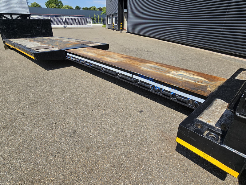 MEUSBURGER MPG 3 / LOW BED / EXTENDABLE / 3 x STEERING AXLE - Semirremolque góndola rebajadas: foto 2 MEUSBURGER MPG 3 / LOW BED / EXTENDABLE / 3 x STEERING AXLE - Semirremolque góndola rebajadas: foto 2
