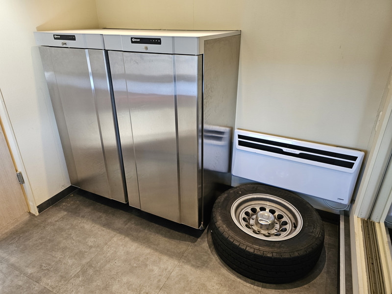 Semirremolque caja cerrada Scania P 280 + trailer - 2 X SLIDE OUT / CAMPER / WOHNMOBIL: foto 18