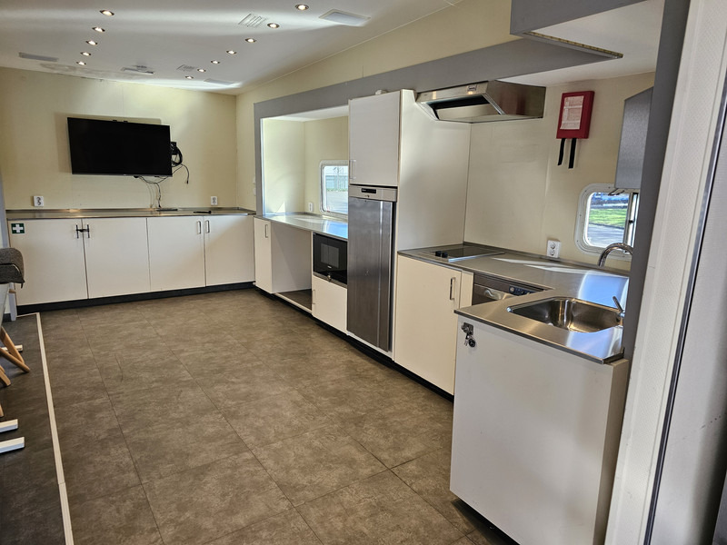 Semirremolque caja cerrada Scania P 280 + trailer - 2 X SLIDE OUT / CAMPER / WOHNMOBIL: foto 10