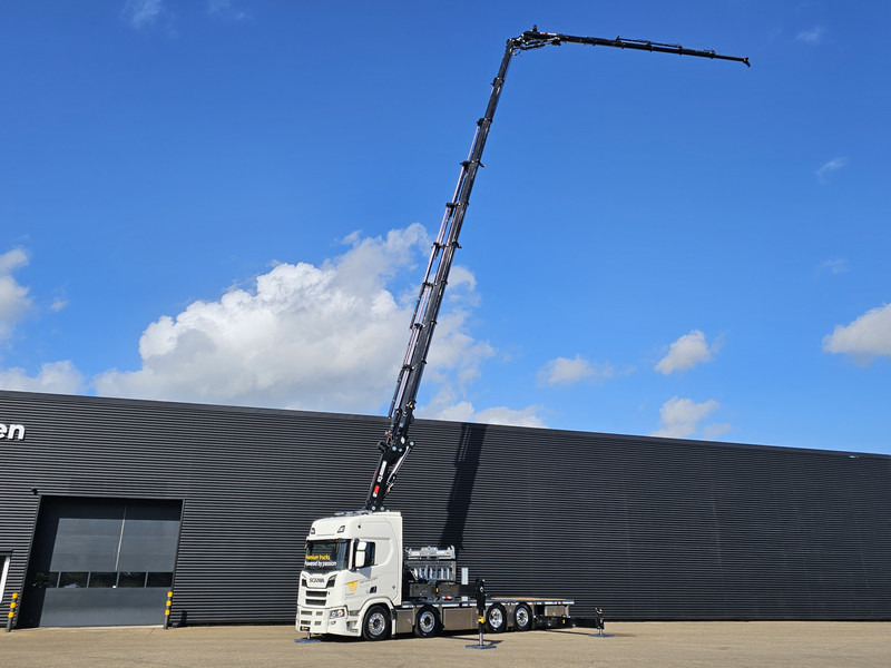 Scania R590 V8 / 8X2 / HIAB 1188 + JIB + WINCH - Camión caja abierta, Camión grúa: foto 4 Scania R590 V8 / 8X2 / HIAB 1188 + JIB + WINCH - Camión caja abierta, Camión grúa: foto 4