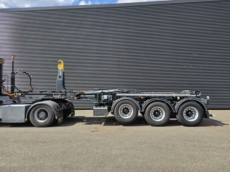 Van Bouwel 25T HOOKLIFT / ABROLKIPPER / LIFT AXLE - Semirremolque portacontenedore/ Intercambiable: foto 4 Van Bouwel 25T HOOKLIFT / ABROLKIPPER / LIFT AXLE - Semirremolque portacontenedore/ Intercambiable: foto 4