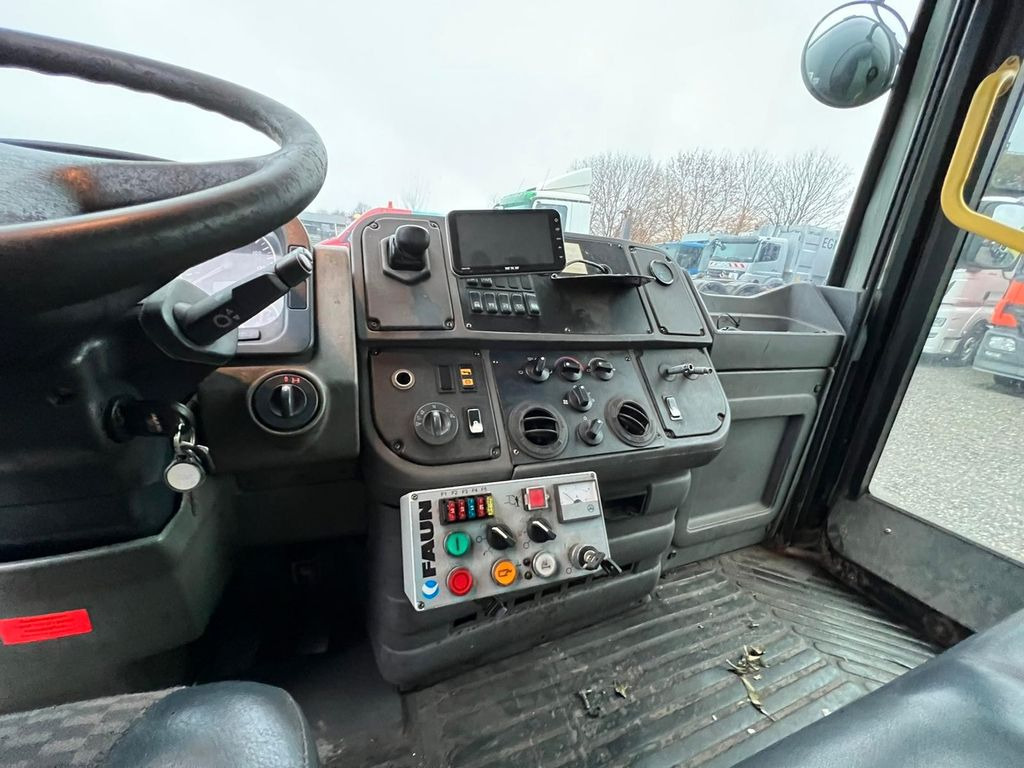 MAN 28.350 6X2 als Fahrgestell mit oder ohne Aufbau MAN 28.350 6X2 als Fahrgestell mit oder ohne Aufbau - Camión chasis: foto 5 MAN 28.350 6X2 als Fahrgestell mit oder ohne Aufbau MAN 28.350 6X2 als Fahrgestell mit oder ohne Aufbau - Camión chasis: foto 5