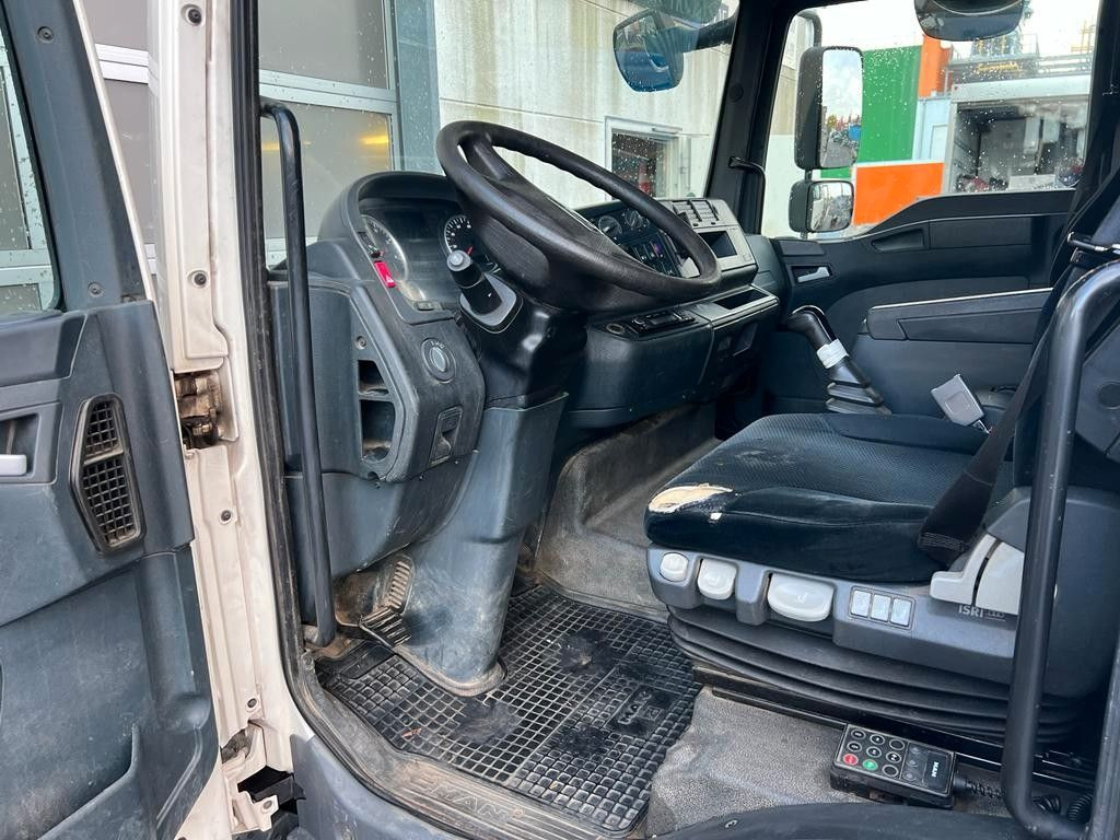 MAN 8.180 4X2 offene Pritsche MAN 8.180 4X2 offene Pritsche - Furgoneta caja abierta: foto 5 MAN 8.180 4X2 offene Pritsche MAN 8.180 4X2 offene Pritsche - Furgoneta caja abierta: foto 5