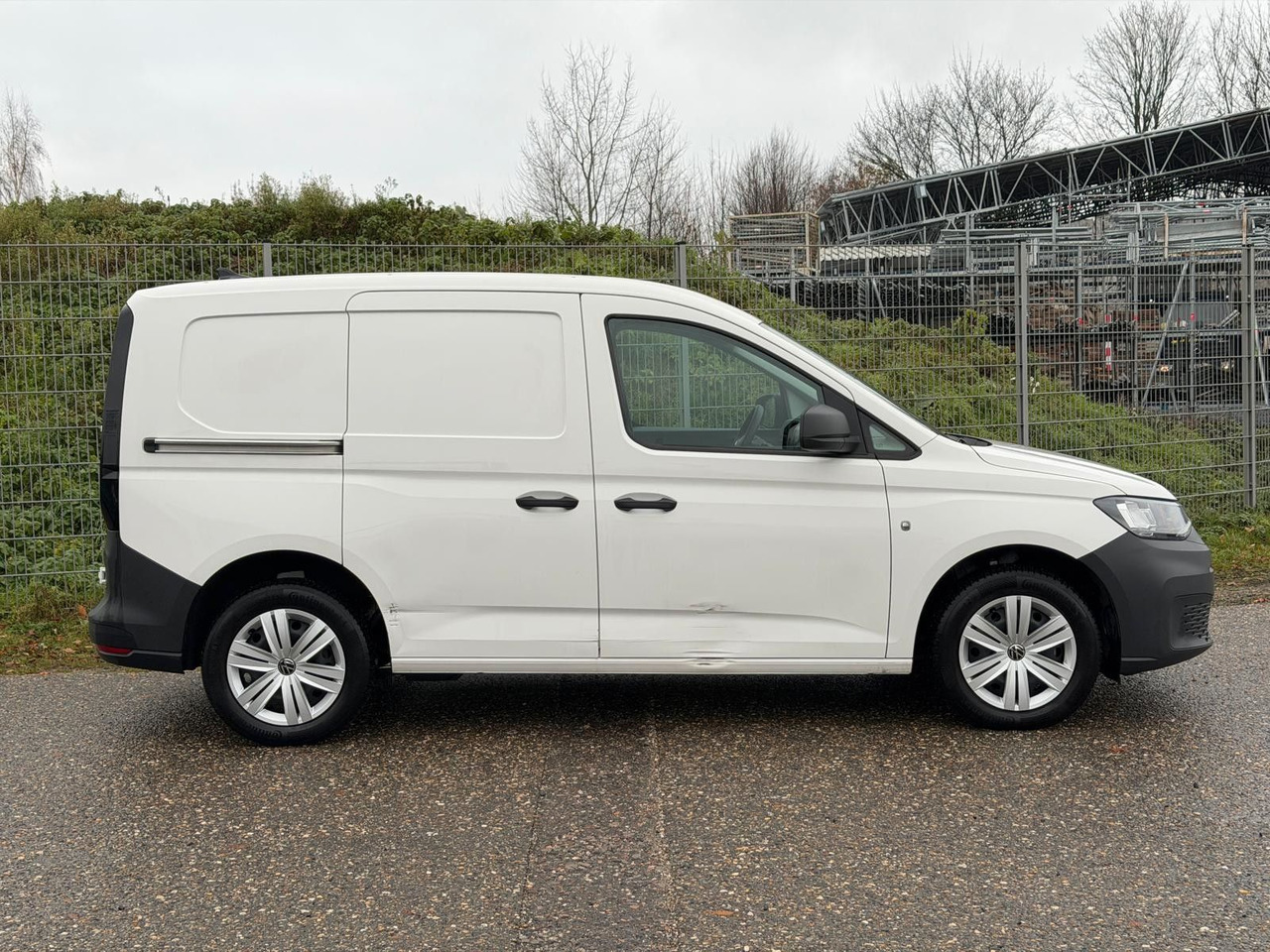 Volkswagen Caddy 4x2 | 2,0 TDI | Klima | PDC | Spurhalteass - Furgoneta de pasajeros: foto 5 Volkswagen Caddy 4x2 | 2,0 TDI | Klima | PDC | Spurhalteass - Furgoneta de pasajeros: foto 5