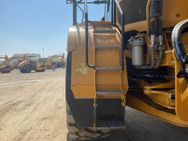 Dúmper articulado CAT 745: foto 10