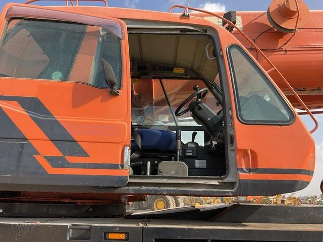 Leasing de Tadano GR700N-2 Tadano GR700N-2: foto 11 Leasing de Tadano GR700N-2 Tadano GR700N-2: foto 11