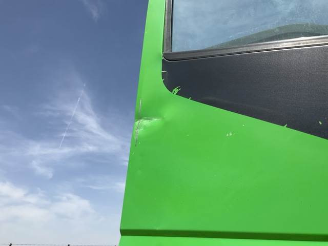 Camión grúa Iveco Trakker 380: foto 18