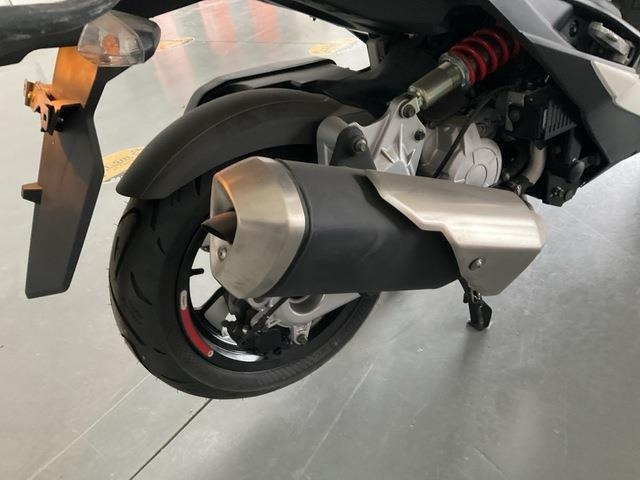 Motocicleta Malaguti Mission: foto 16 Motocicleta Malaguti Mission: foto 16