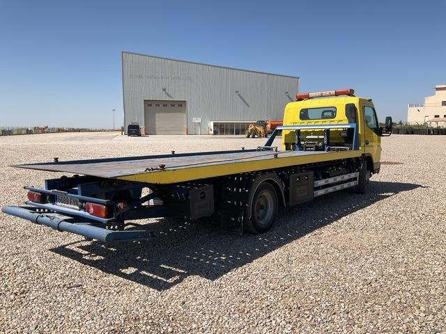 Mitsubishi Canter - Grua de remolque autos: foto 3 Mitsubishi Canter - Grua de remolque autos: foto 3