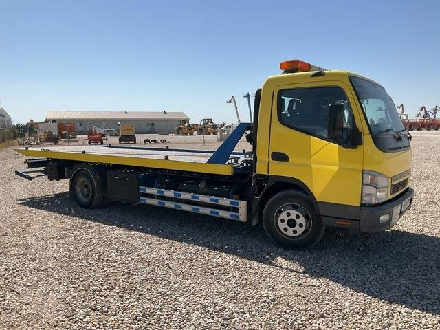 Mitsubishi Canter - Grua de remolque autos: foto 4 Mitsubishi Canter - Grua de remolque autos: foto 4