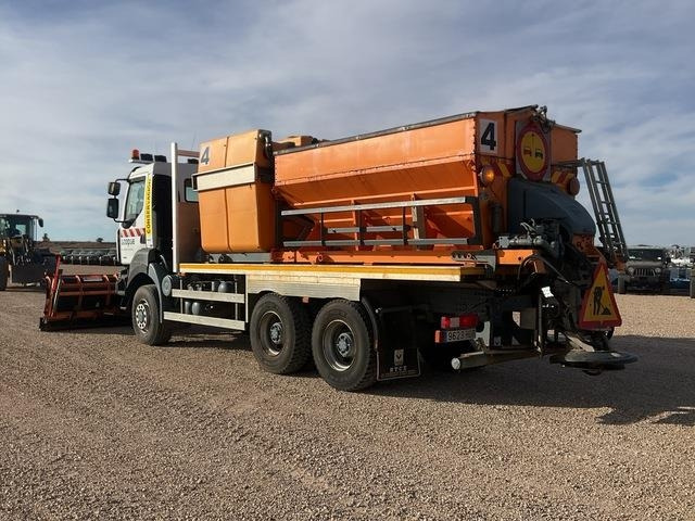 Renault Kerax 430DXI - Máquina quitanieve: foto 2 Renault Kerax 430DXI - Máquina quitanieve: foto 2