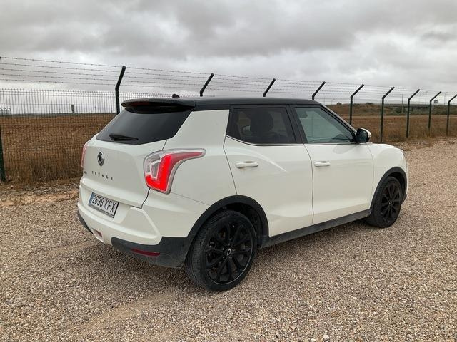 Ssangyong Tivoli - Coche: foto 3 Ssangyong Tivoli - Coche: foto 3