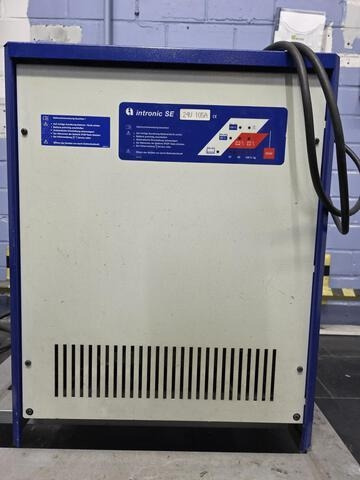 Yale ERP10RCF V2092 - Carretilla elevadora eléctrica: foto 4 Yale ERP10RCF V2092 - Carretilla elevadora eléctrica: foto 4