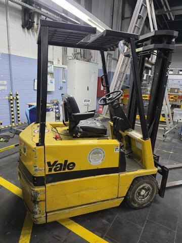 Yale ERP10RCF V2092 - Carretilla elevadora eléctrica: foto 1 Yale ERP10RCF V2092 - Carretilla elevadora eléctrica: foto 1